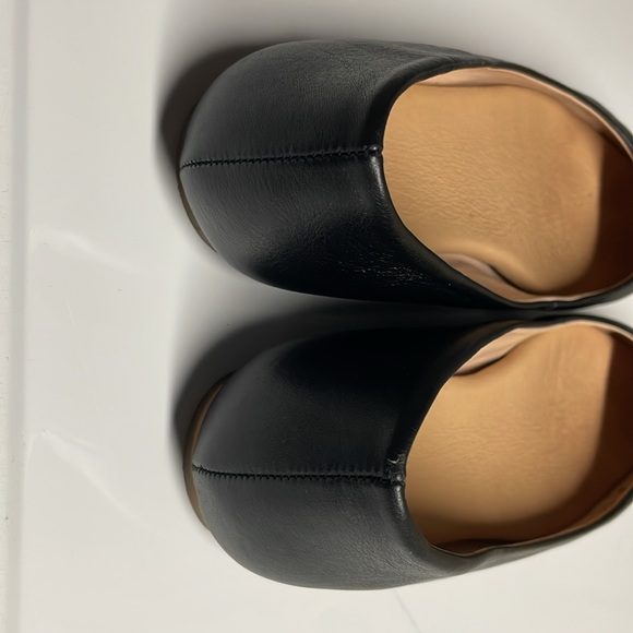 GUC Dr. Scholls flats size 6.5 - Picture 3 of 3